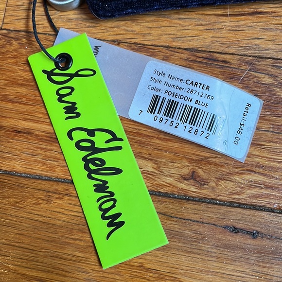 Credit card size wallet - Picture 3 of 5